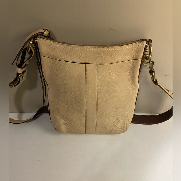 Vintage Coach leather crossbody bag - Picture 4 of 7
